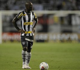 Seedorf admite bronca em companheiro, mas minimiza briga
