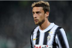 Italiano: Meio-campista se contunde e desfalca Juventus por um mês