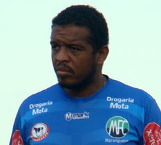 Vladimir de Jesus procura novo clube amparado pelas diversas funções no futebol