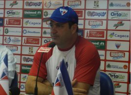 Série C: Santa Cruz tem 99% de chance de fechar com ex-técnico do Fortaleza