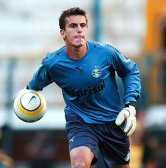 Vasco pode contratar goleiro reserva de rival do Brasileirão