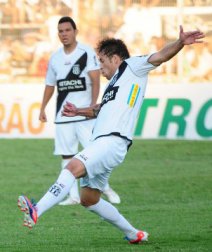 Fora do banco, volante pode deixar a Ponte Preta