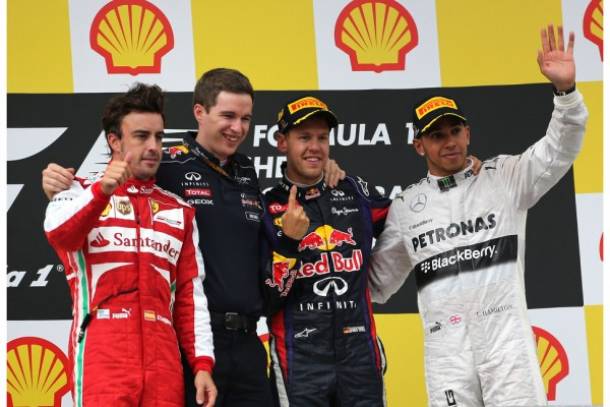 Fórmula 1: Sem chuva, Vettel supera Alonso e vence GP da Bélgica