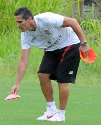 Blog do Ari: O que esperar do ex-lateral Jorginho como treinador da Ponte?