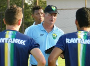 Série C: Após derrota em clássico, Mazola ganha ‘reforços’ no Cuiabá