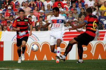 Série B: Após quebrar recorde, torcida do Paraná é elogiada