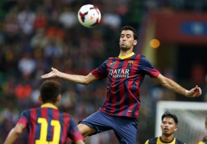 Espanhol: Volante assina e renova com o Barcelona até 2018