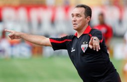 Série B: Técnico rejeita Criciúma e segue no Atlético-GO