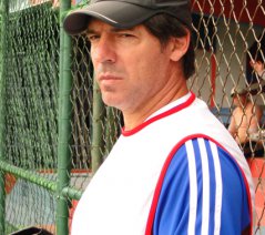 Gottardo foge dos paradigmas e dá esperança a acomodada classe de treinadores