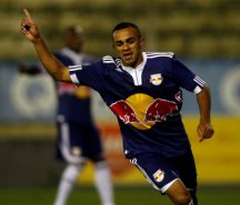 Paysandu dá balão em rival e acerta com destaque de time da Série D