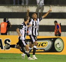 ASA 3 x 1 Figueirense – Fantasma se afasta da zona da degola