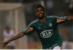 Série B: Clube alemão faz proposta e zagueiro deixa o Palmeiras