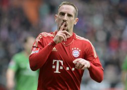 Ribéry desbanca Messi e Ronaldo no prêmio de melhor jogador da Europa