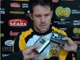 Criciúma está perto de anunciar ex-técnico de Guarani, Avaí e Figueirense