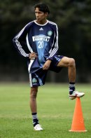 Série C: Baraúnas fecha com ex-meia do Palmeiras e com atacante do Sergipe