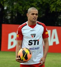 Reforço do São Paulo, atacante se desculpa com Coritiba