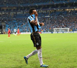 Recuperados, destaques reforçam o Grêmio contra Ponte