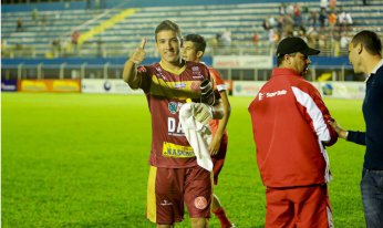 Copa Paulista: Sertãozinho apresenta goleiro campeão da segunda divisão em Goiás