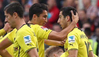 ALEMÃO: Armênio brilha, Borussia bate o Frankfurt e vira líder