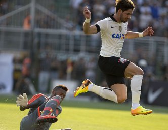Corinthians 4 x 0 Flamengo – Timão goleia no aniversário de 103 anos!