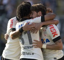 Sérgio Carvalho: Corinthians humilha e coloca Mengão na roda no Pacaembu