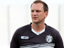 Série C: Com a corda no pescoço, Treze perde três titulares