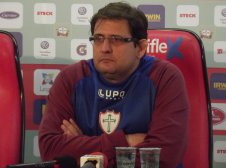 Portuguesa x Ponte Preta – Guto Ferreira vai afundar ainda mais a Macaca?