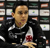 Lateral está com conjuntivite, mas não desfalca Vasco