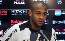 Ação judicial entre Romário e Vasco ‘barra’ estreia de reforço na Ponte