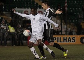 Série B: Lateral do Figueirense agradece a confiança do treinador