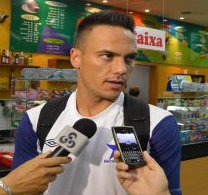 Série D: Vibrante em campo, zagueiro confia na classificação do Nacional-AM