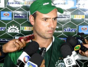 Série B: Com pés no chão, Icasa planeja seis vitórias para evitar degola