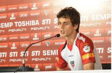 Meia acredita que São Paulo pode se dar bem na maratona de jogos