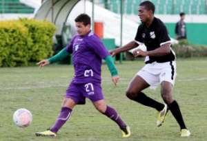 Série C: Guarani muda meio time por reabilitação contra o Barueri