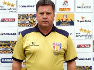 Especialista em Série B, Roberto Cavalo aguarda nova chance no mercado da bola