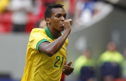 Brasil 6 x 0 Austrália – Três vira, seis acaba!