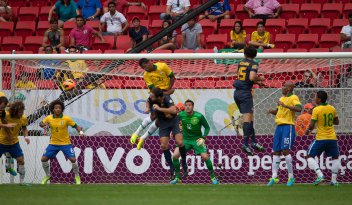 Amistoso: Autor de golaço exalta seriedade da Seleção em goleada