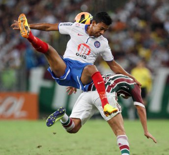 Fluminense 1 x 0 Bahia – Torcida empurrou e alívio geral no Maracanã