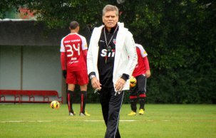 Treinador assume culpa por ‘péssimo jogo’ do São Paulo