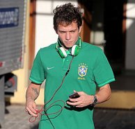 Amistosos: Em grande fase, meia da seleção espera nova chance nos EUA