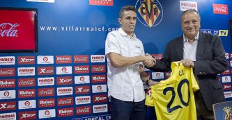 Espanhol: Ex-zagueiro do Vitória faz primeira temporada com a camisa do Villarreal