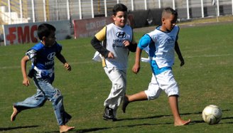 XV de Piracicaba recebe a visita da escola Raquel de Queiroz