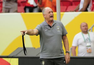 Amistoso: Técnico rival afirma que Felipão fez muito por Portugal