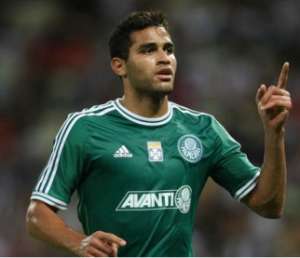 SÉRIE B: Em dia de duelo dos opostos, Palmeiras tenta manter liderança