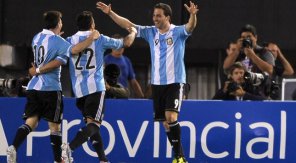 ELIMINATÓRIAS: Venezuela e Peru fazem duelo de sobrevivência