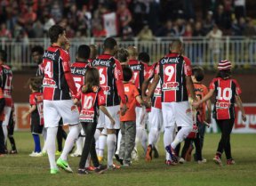 Joinville x Atlético-GO – JEC não quer dar bobeira