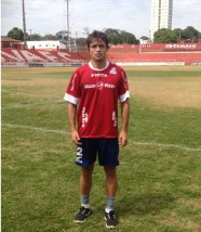 Série C: Diante do Madureira, atacante pede recuperação do Vila Nova