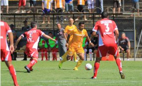 Rio Branco x Brasiliense - Partida pode definir rebaixamento do Estrelão