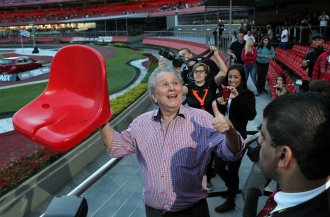 Ele fica no São Paulo? Juvenal Juvêncio diz que está curado do câncer