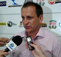 Conheça os segredos de um dos técnicos que tem se destacado na Série C